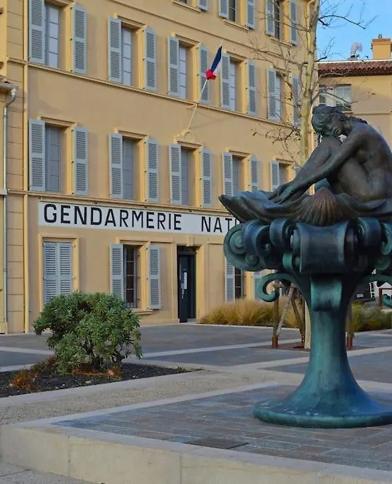Saint Antoine-City Center St-Tropez-Terraceparking סן טרופז